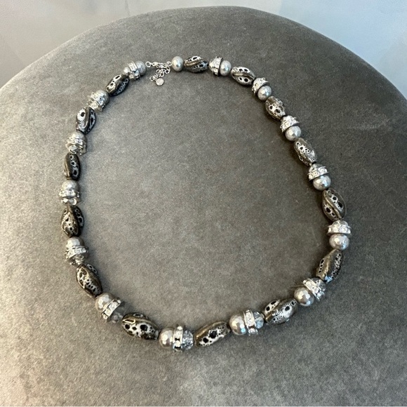 Fac Fifth Avenue Collection gray silver crystal rhinestone beaded necklace - Picture 3 of 9